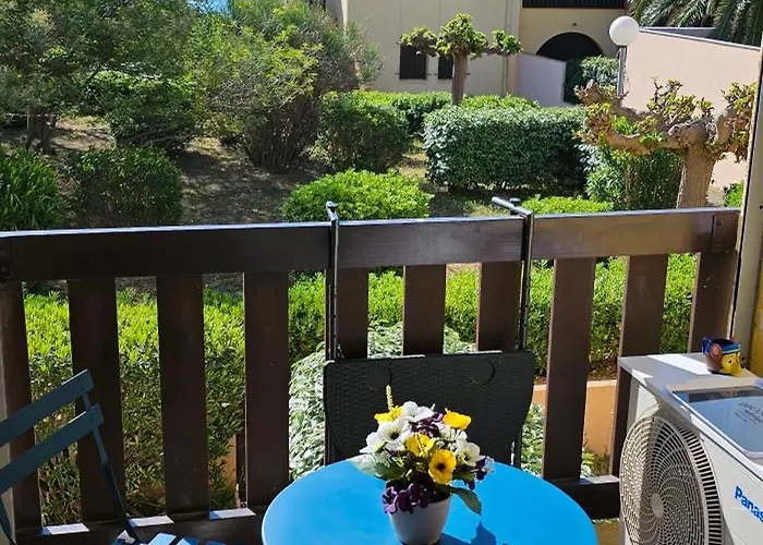 La Playa Груиссан